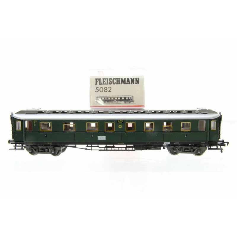 Fleschmann luggage car HO mss) 5082